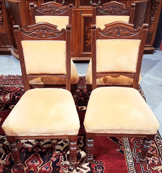 Lot 134 - DINING CHAIRS