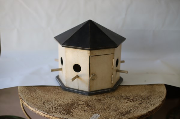 Lot 388 - BIRD HIDE