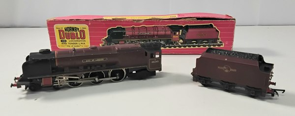 Lot 1414 - MODEL TRAIN