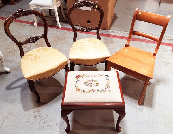 Lot 358 - FURNITURE LOT