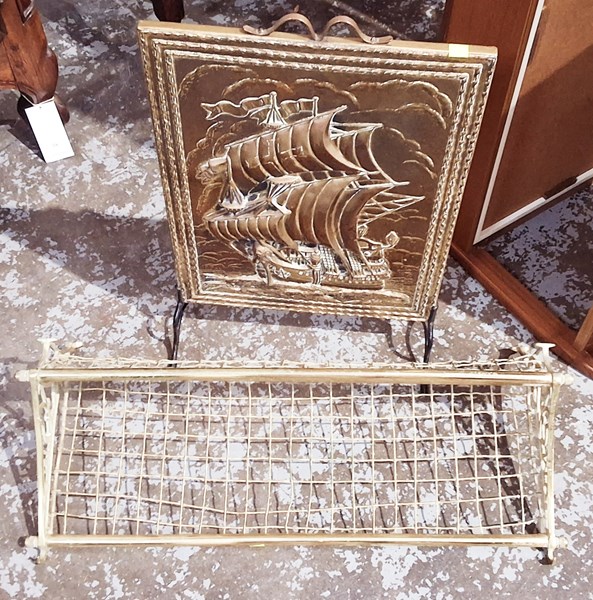 Lot 386 - DECOR LOT