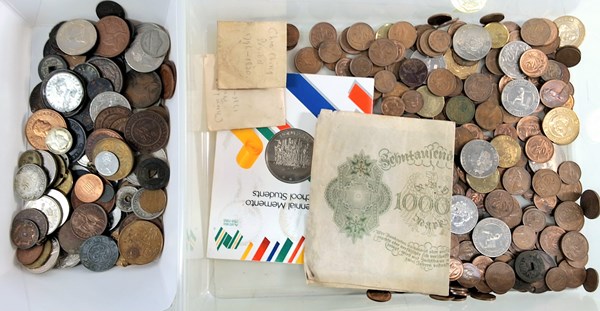 Lot 1051 - COINS