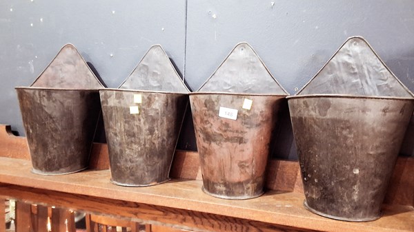 Lot 148 - WALL POCKETS