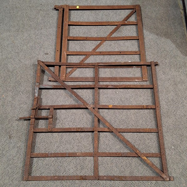Lot 474 - FARM GATES