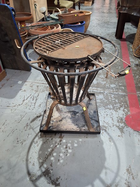 Lot 448 - BRAZIER