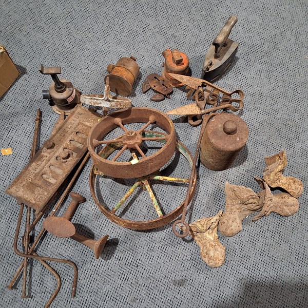 Lot 477 - RUSTIC IRON LOT