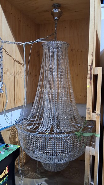 Lot 430 - MANSION CHANDELIER