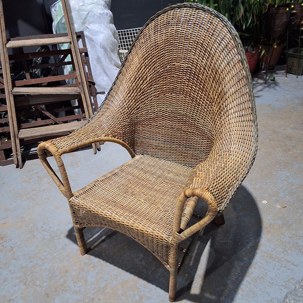 Lot 420 - PORCH CHAIR