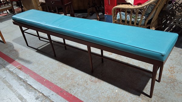 Lot 492 - FORM