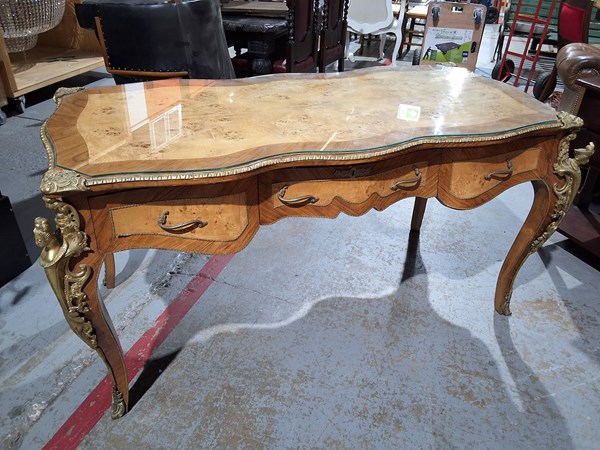 Lot 499 - FRENCH DESK