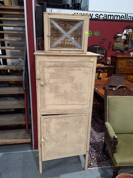 Lot 282 - MEAT SAFE