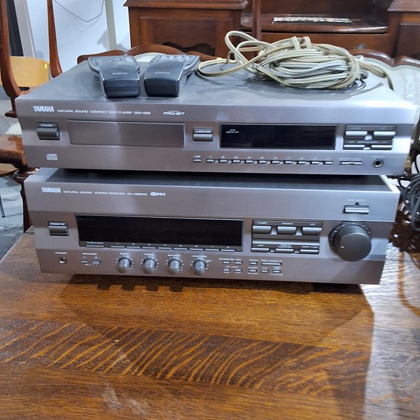 Lot 105 - YAMAHA STEREO
