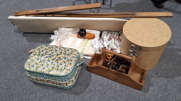 Lot 350 - DRESSMAKERS REQUISITES