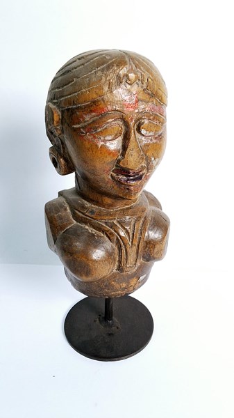 Lot 1182 - CARVED FIGURE