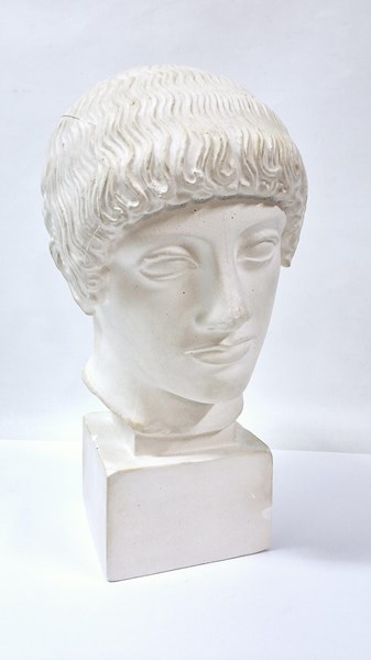 Lot 1304 - ORNAMENT