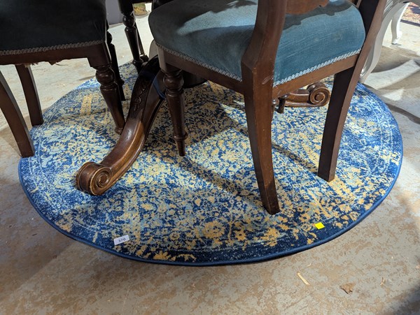 Lot 148 - CIRCULAR RUG