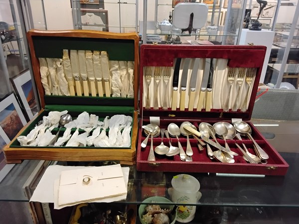Lot 1315 - CUTLERY AND KITCHENWARE