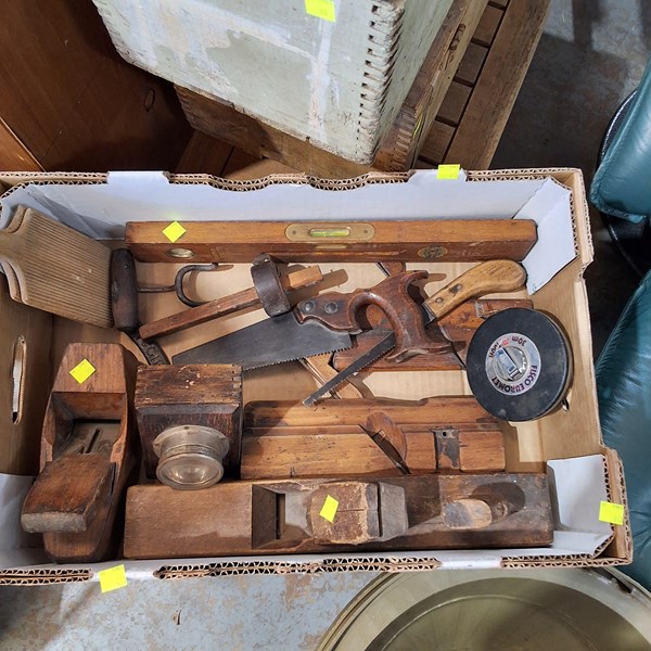 Lot 286 - VINTAGE TOOLS