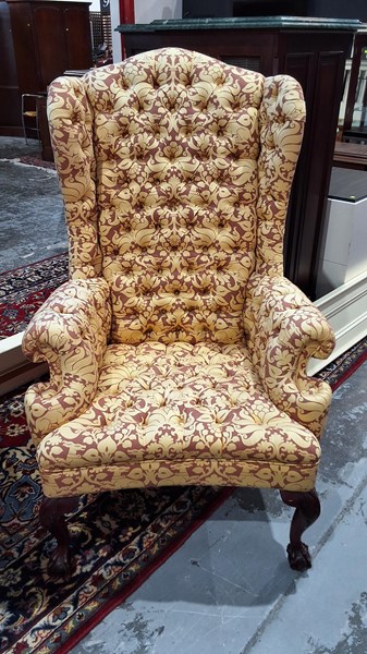 Lot 75 - ARMCHAIR