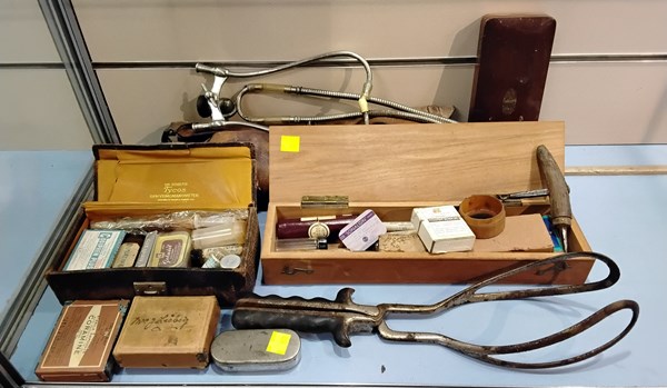 Lot 1257 - MEDICAL CURIOSITIES