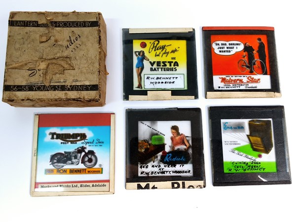 Lot 1164 - GLASS SLIDES