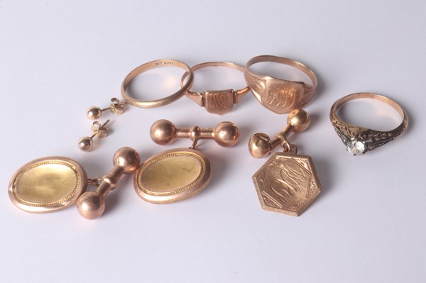 Lot 1026 - SCRAP GOLD