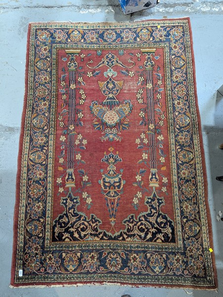 Lot 295 - RUG
