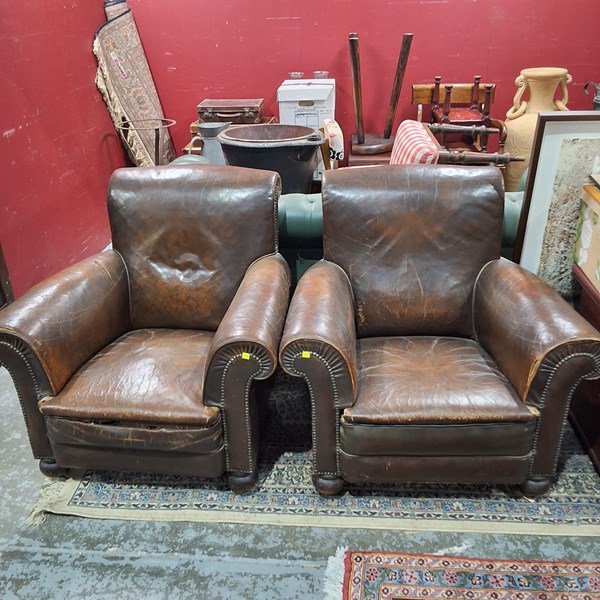 Lot 122 - ARMCHAIRS