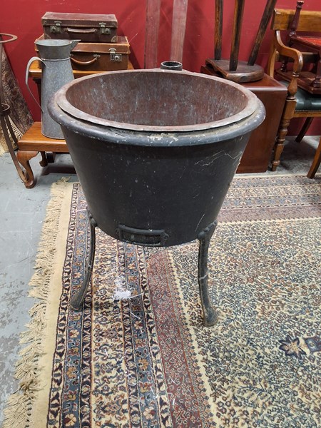 Lot 361 - LAUNDRY TROUGH