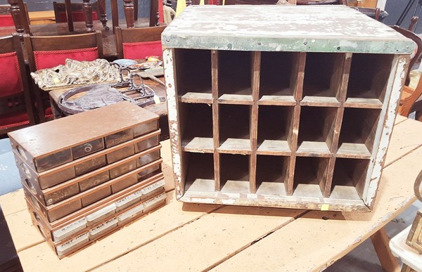 Lot 263 - PARTS DRAWERS