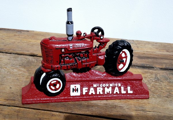 Lot 1250 - DOORSTOP