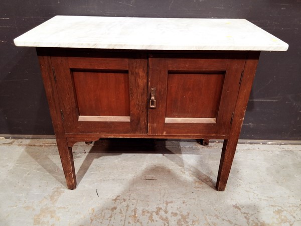 Lot 436 - WASH STAND