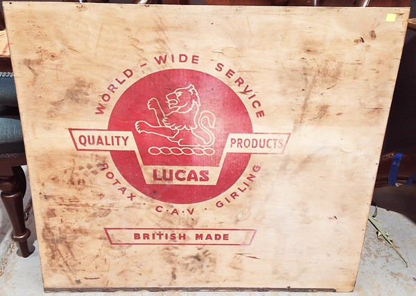 Lot 397 - MOTORING CRATE END