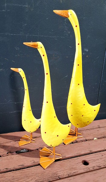 Lot 3 - DUCK ORNAMENTS