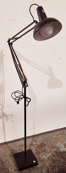 Lot 197 - RETRO LIGHT