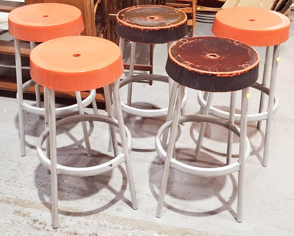 Lot 284 - BAR STOOLS