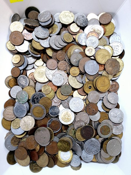 Lot 1071 - COINS