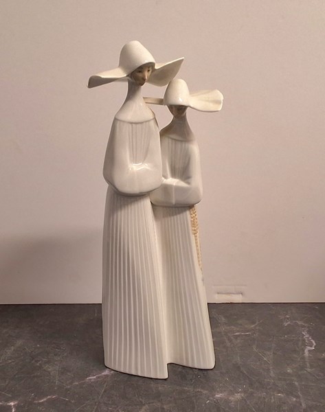 Lot 1186 - LLADRÓ FIGURE