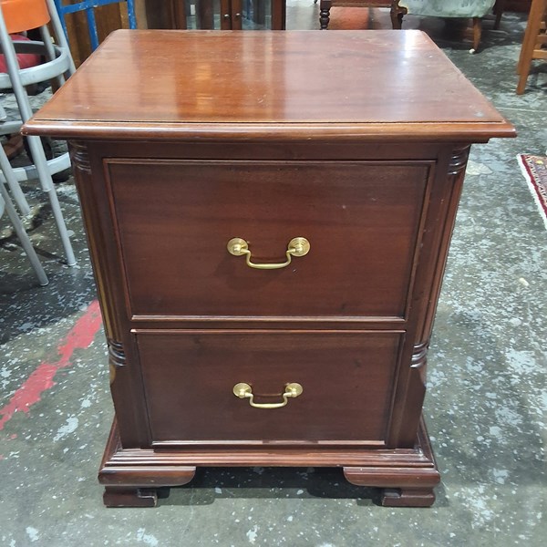 Lot 218 - FILING CABINET