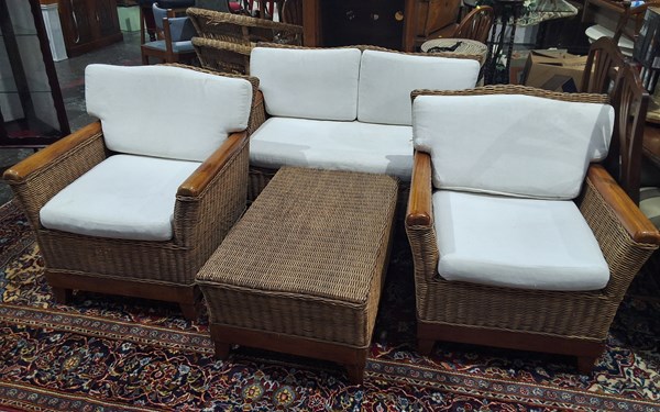 Lot 341 - OUTDOOR SETTING