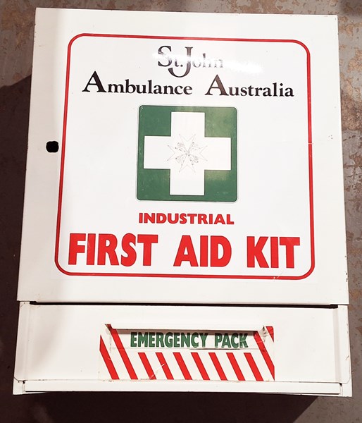 Lot 249 - FIRST AID CABINET