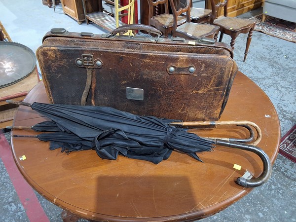 Lot 310 - GLADSTONE BAG AND UMBRELLAS