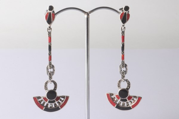 Lot 1004 - SILVER EARRINGS