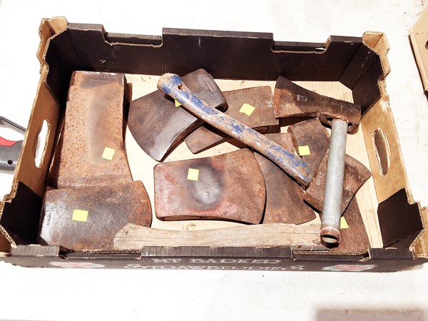 Lot 261 - AXE HEAD LOT