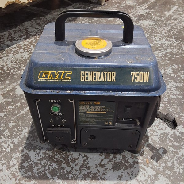 Lot 240 - GENERATOR