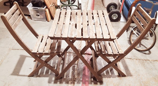 Lot 411 - PATIO SETTING