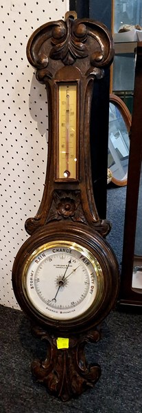 Lot 1108 - BAROMETER