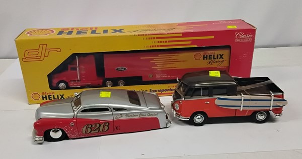 Lot 1302 - MODEL CARS AND TRUCK