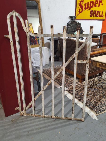 Lot 393 - PERSONAL ACCESS GATE