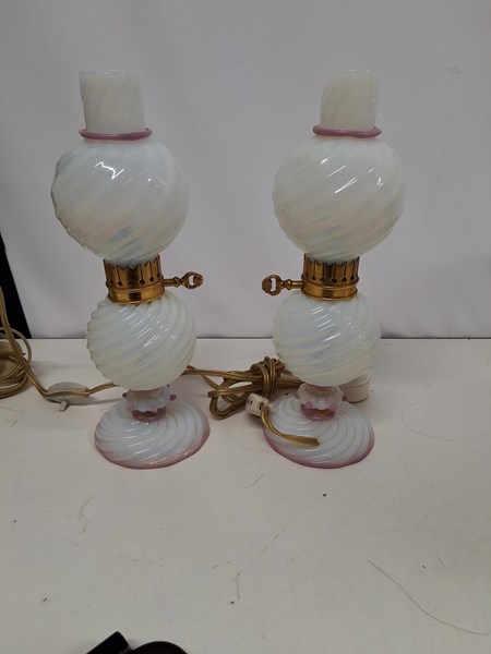 Lot 1192 - TABLE LAMPS